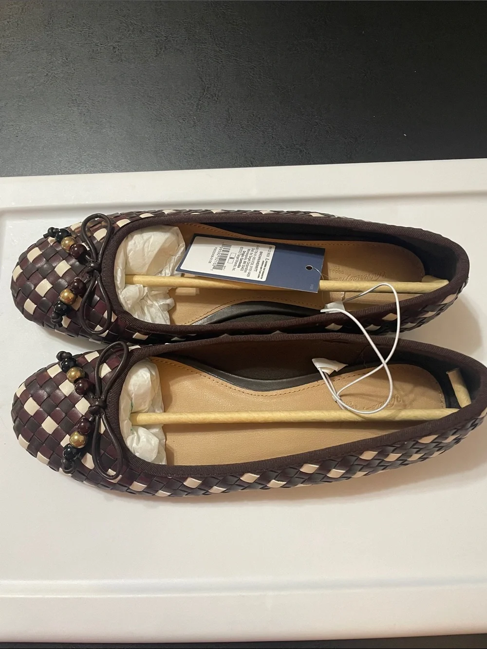 Universal Thread Brown &  Cream Woven Flats w Bead Detail NWT Sz. 8 no box